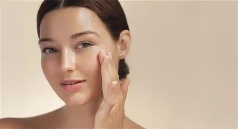 Cilt Makyajı Sırası ve Doğru Uygulama Adımlarıyla Mükemmel Sonuçlar Elde Etme Rehberi