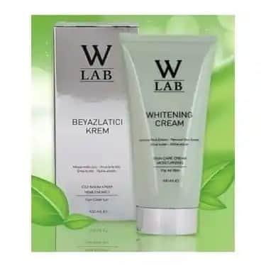 Cilt Rengini Açan Kremler: Doğru Seçim ve Kullanım İpuçlarıyla Parlak Cilt Sağlamak