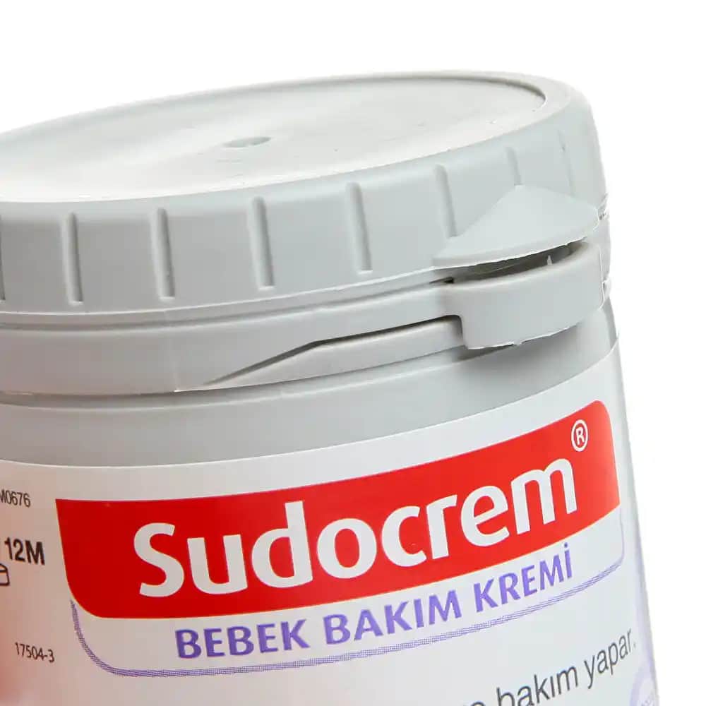 E Bebek Sudocrem: Hassas Ciltler İçin Güvenilir ve Çok Yönlü Bir Bakım Ürünü