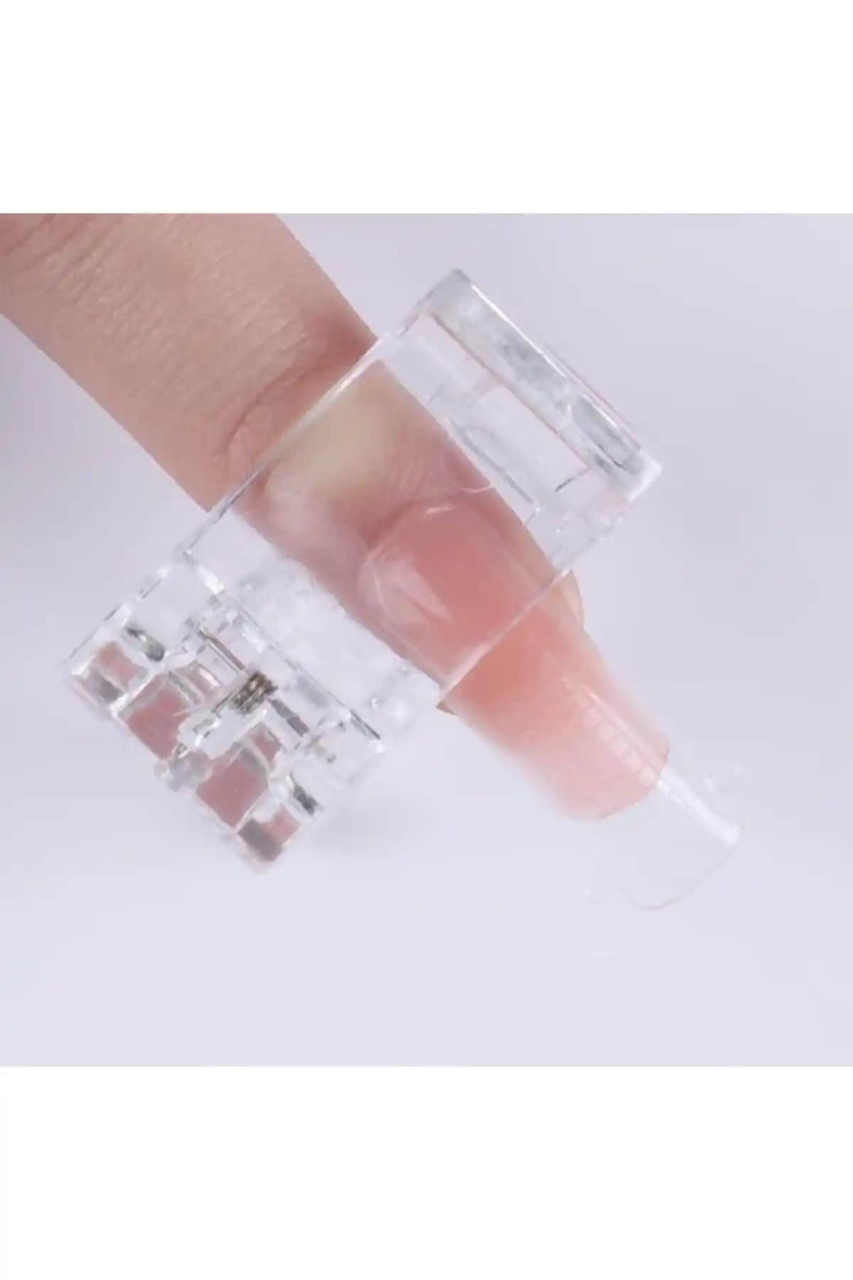 Eczaneden Temin Edilebilen Tırnak Uzatma Ürünleri ve Güvenli Kullanım İpuçları