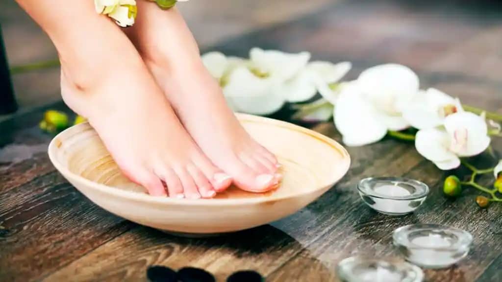 Evde Ayak Bakımı Yöntemleri Sağlıklı ve Güzel Ayaklar İçin Uygun Pratik Çözümler
