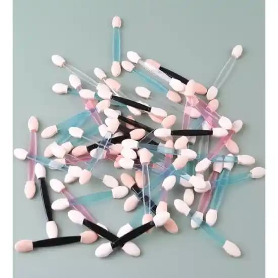 Far Süngeri Nedir ve Göz Makyajında Kullanım Avantajları Nelerdir?