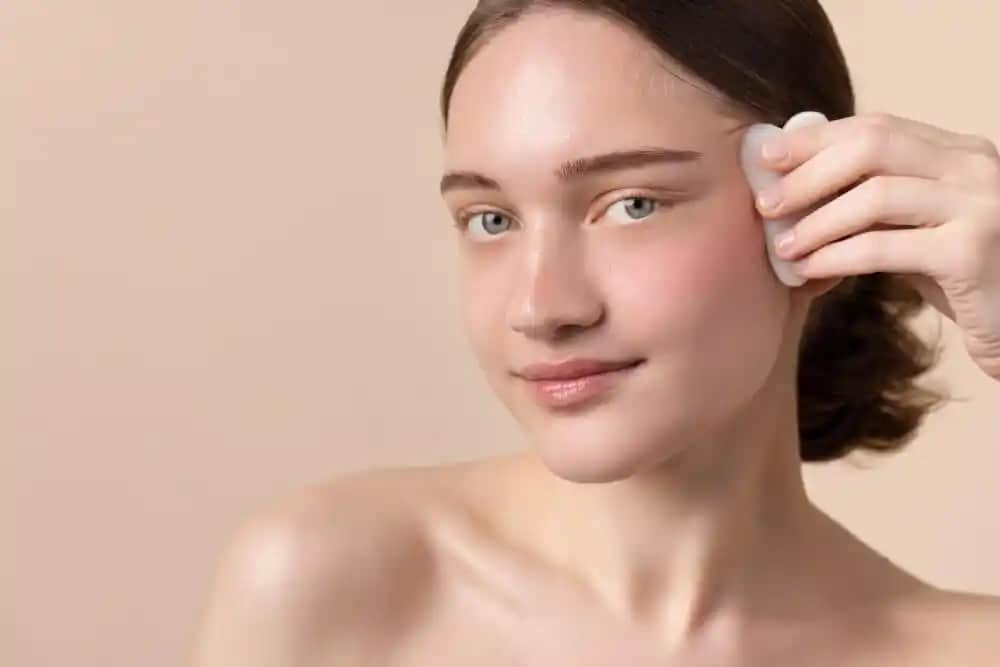 Gözenekleri Doğal Yollarla Sıkılaştırma Yöntemleri ve Cilt Sağlığı İpuçları