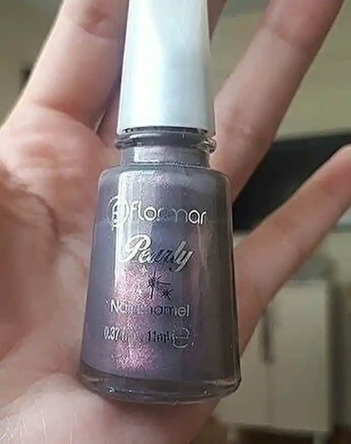 Güvenli ve Sağlıklı Tırnak Bakımı İçin Zararsız Oje Seçenekleri ve İpuçları