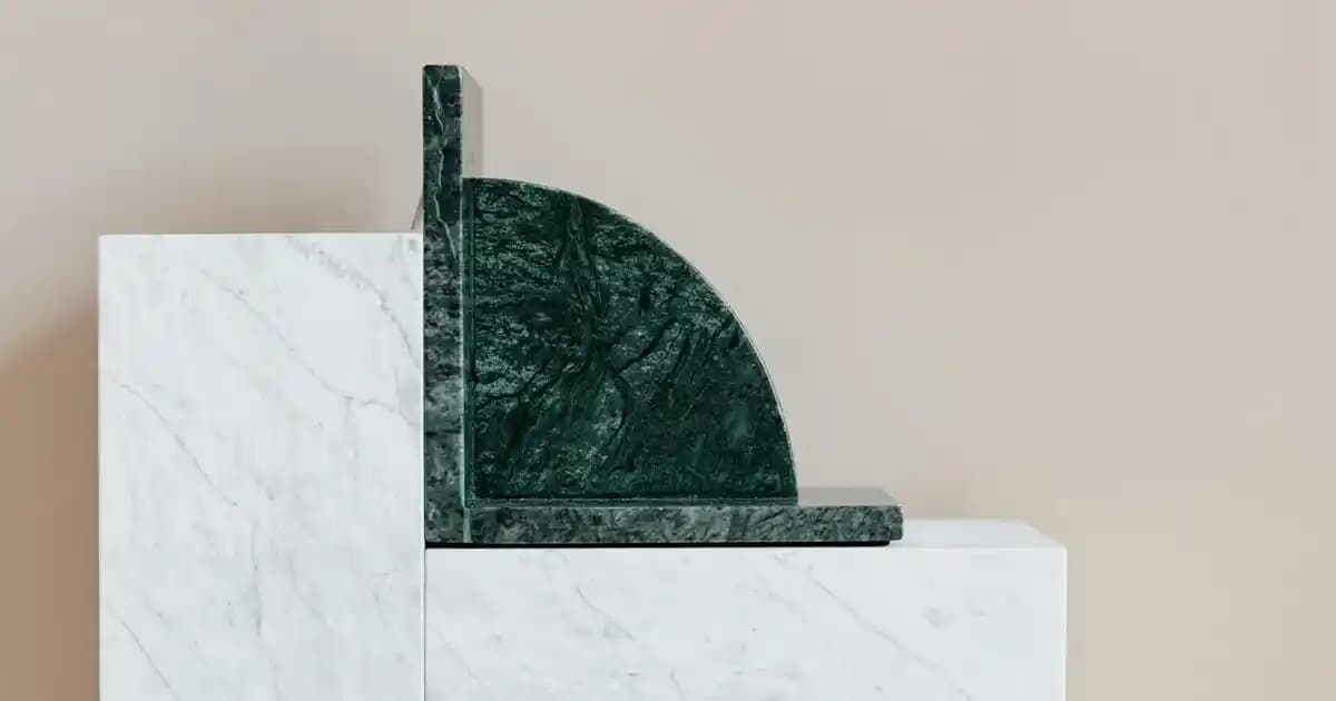 Kırılan Pudrayı Onarmanın Pratik Yolları ve Sürdürülebilir Makyaj İpuçları