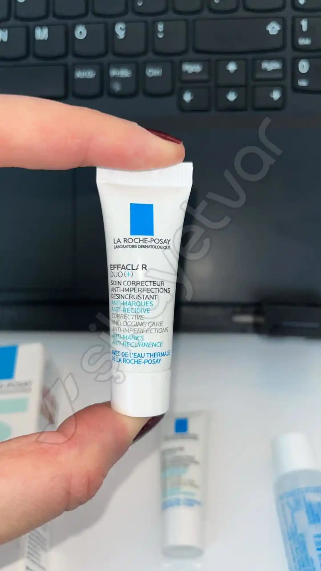 La Roche-Posay Effaclar Duo Kullanımı ve Ciltteki Etkileri Hakkında Detaylı Bilgi