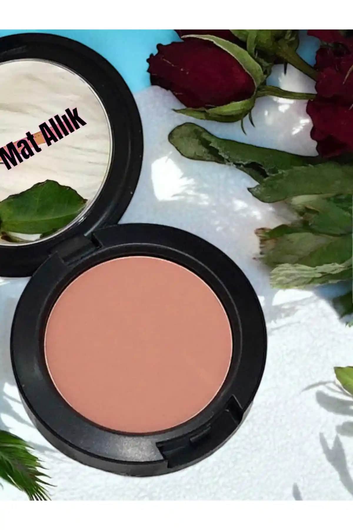 Mat Allık Nedir, Nasıl Uygulanır ve Doğal Görünüm İçin En İyi Seçenekler