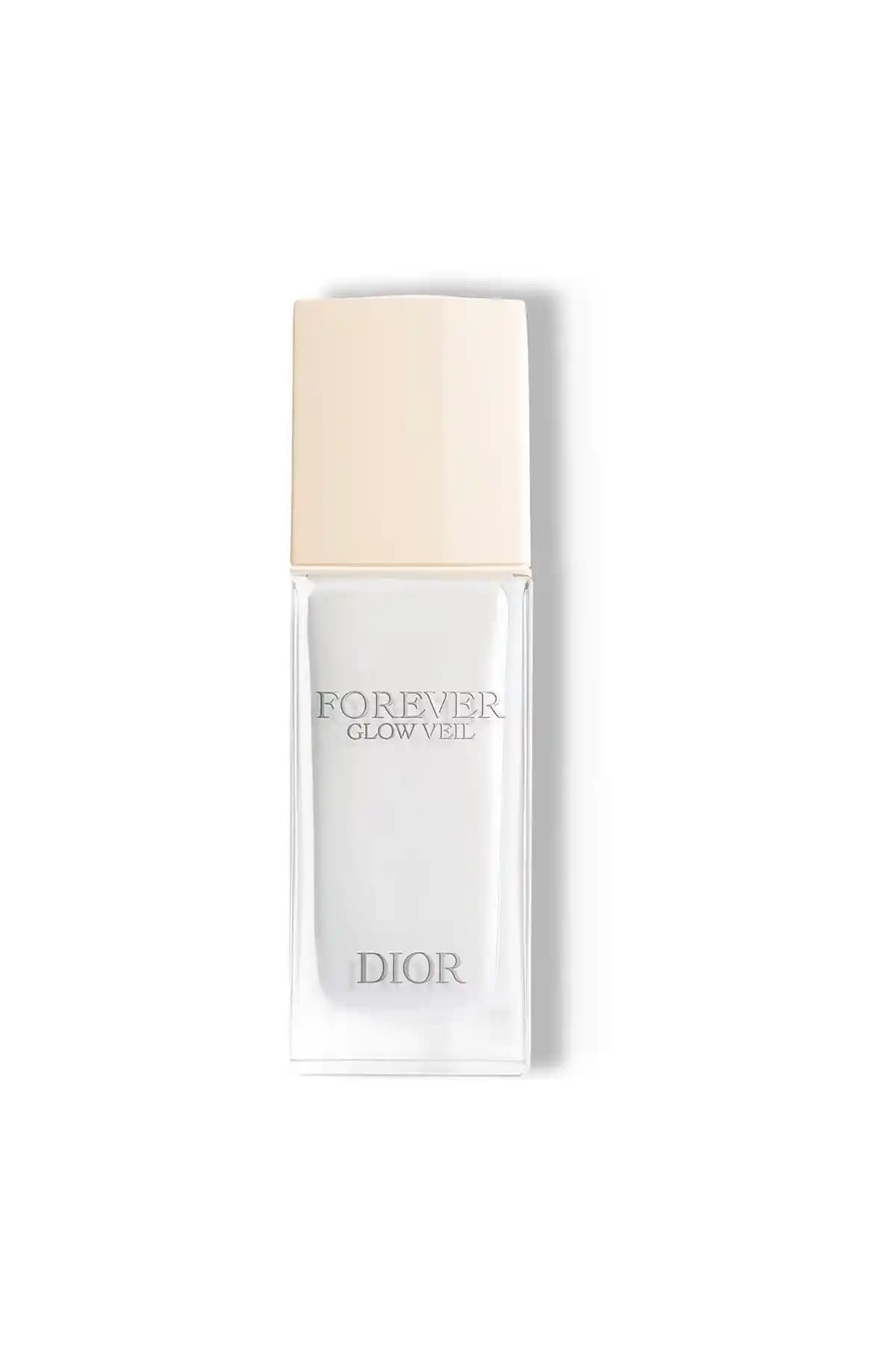 Parlak Makyaj Bazı Nedir ve Ciltte Işıltı Yaratmanın En Etkili Yolları