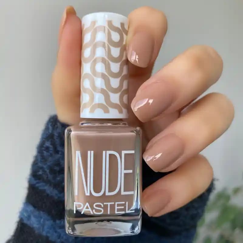 Pastel Nude 757 Kozmetik ve Kişisel Bakımda Doğal ve Şık Bir Trend