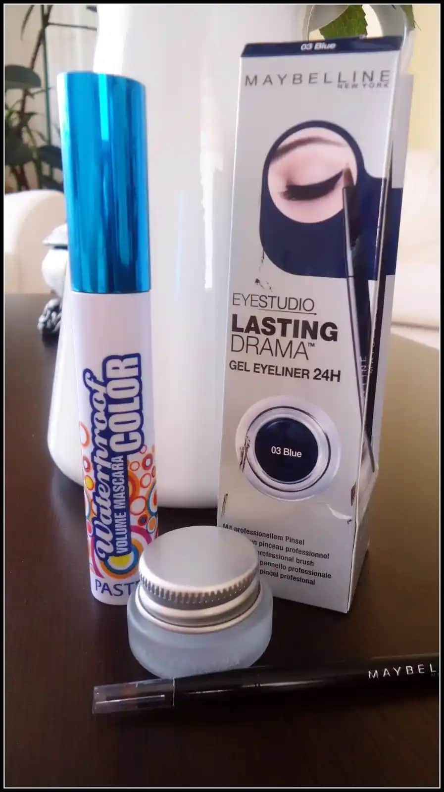 Pastel Renkli Eyeliner ile Gözlerinize Şık ve Yaratıcı Dokunuşlar Yapın