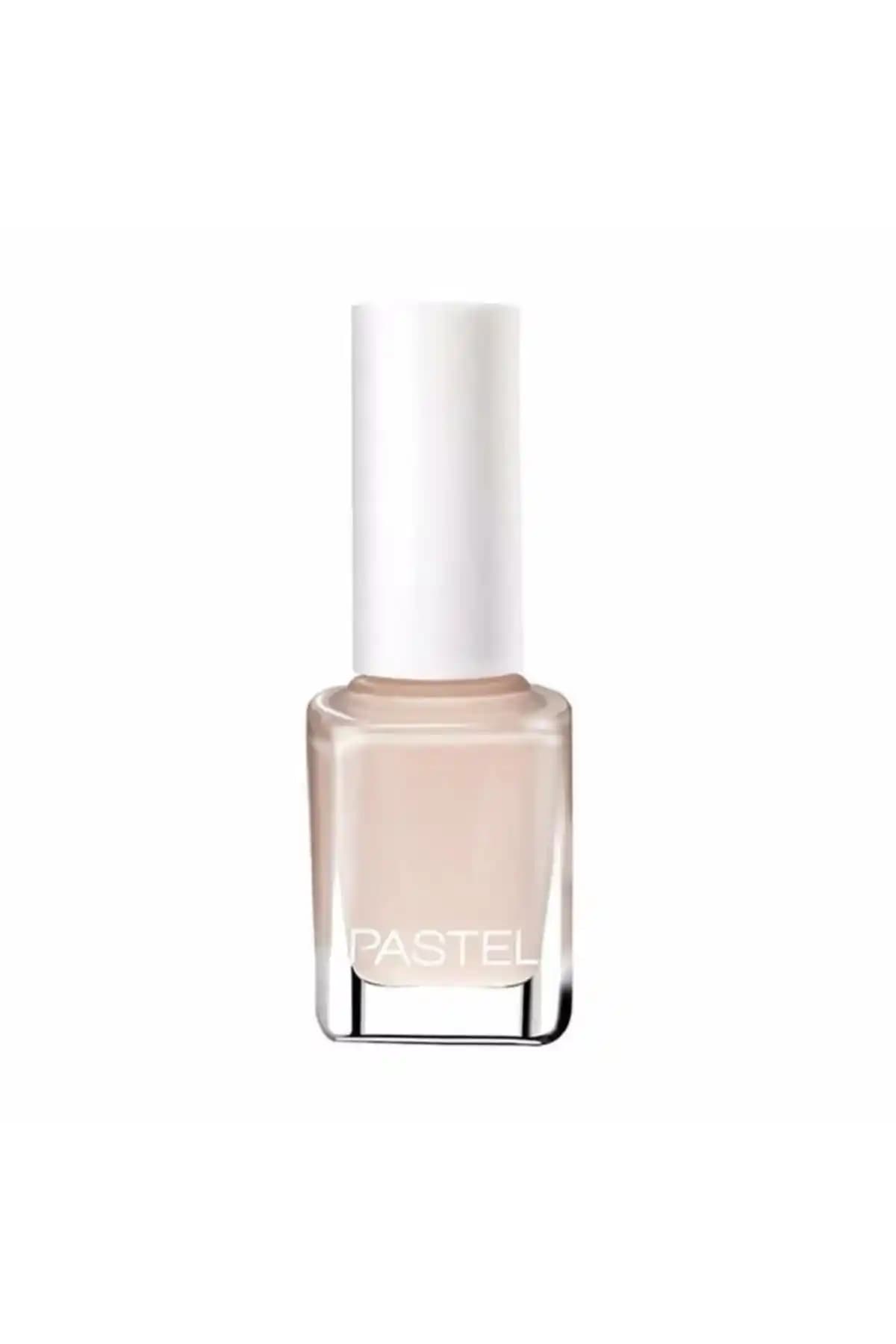 Pastel Ten Rengi Oje: Bahar ve Yaz Ayları İçin Zarif ve Çok Yönlü Renk Seçenekleri