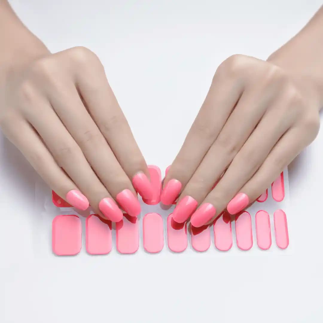 Pembe Jel Tırnak Nedir, Özellikleri ve Bakım İpuçlarıyla Estetik Bir Güzellik Trendidir