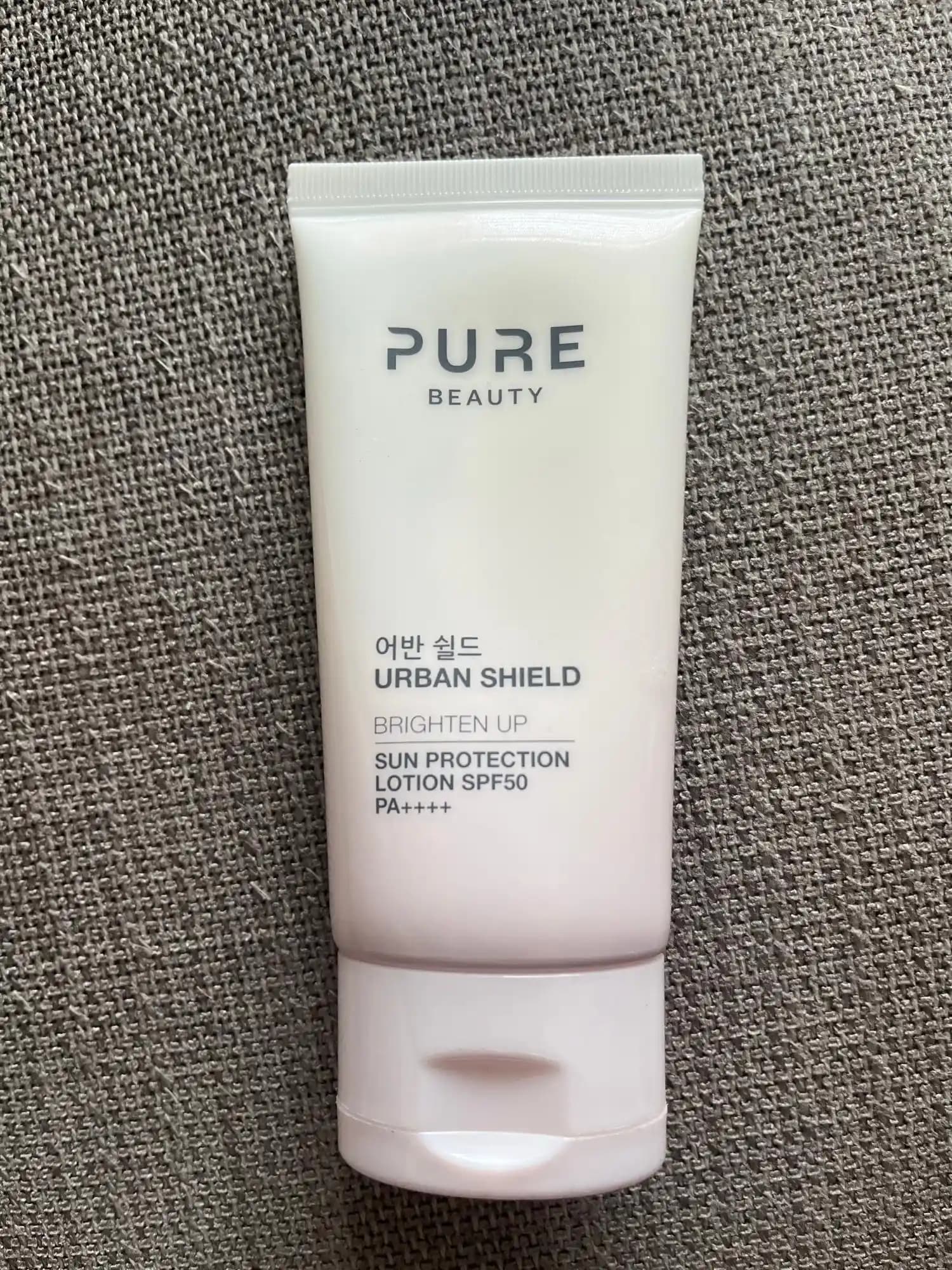 Pure Beauty Güneş Kremi: Doğal İçeriklerle Güçlü ve Güvenilir Güneş Koruması