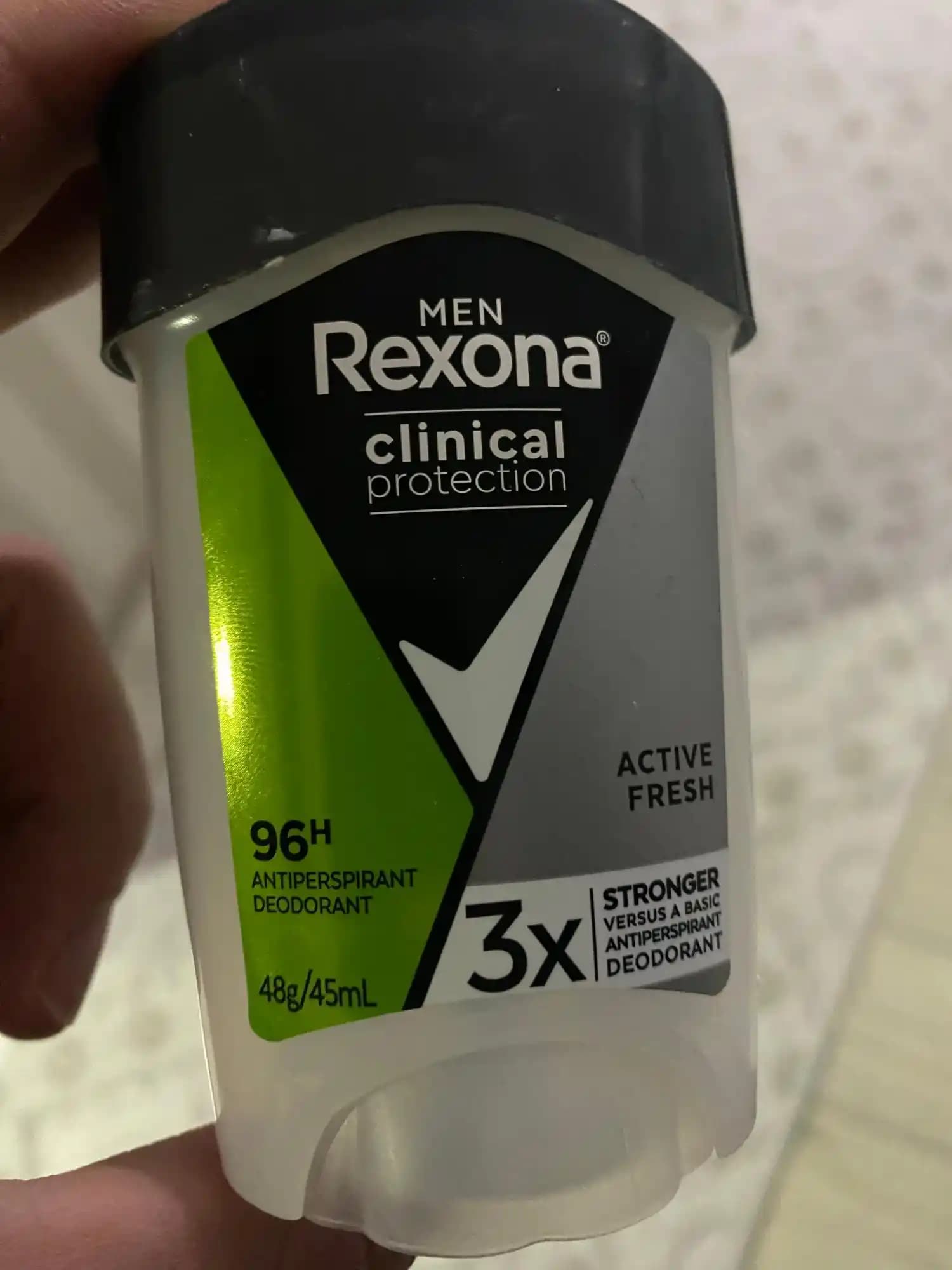 Rexona Erkek Koltuk Altı Deodorantları: Günlük Koruma ve Ferahlık Sağlayan En İyi Seçenekler