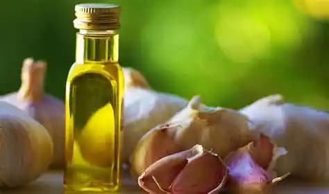 Saç Bakımında Doğal Malzemelerle Güçlü ve Sağlıklı Saçlar Elde Etme Yöntemleri