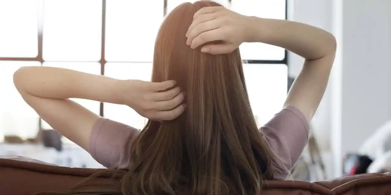 Saç Diplerinin Kurumasını Önleme ve Tedavi Yöntemleri Hakkında Kapsamlı Rehber