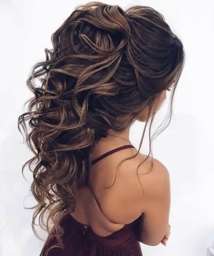 Saç Maşası Kullanımı ve Bakım İpuçlarıyla Güzel ve Sağlıklı Saçlara Ulaşın