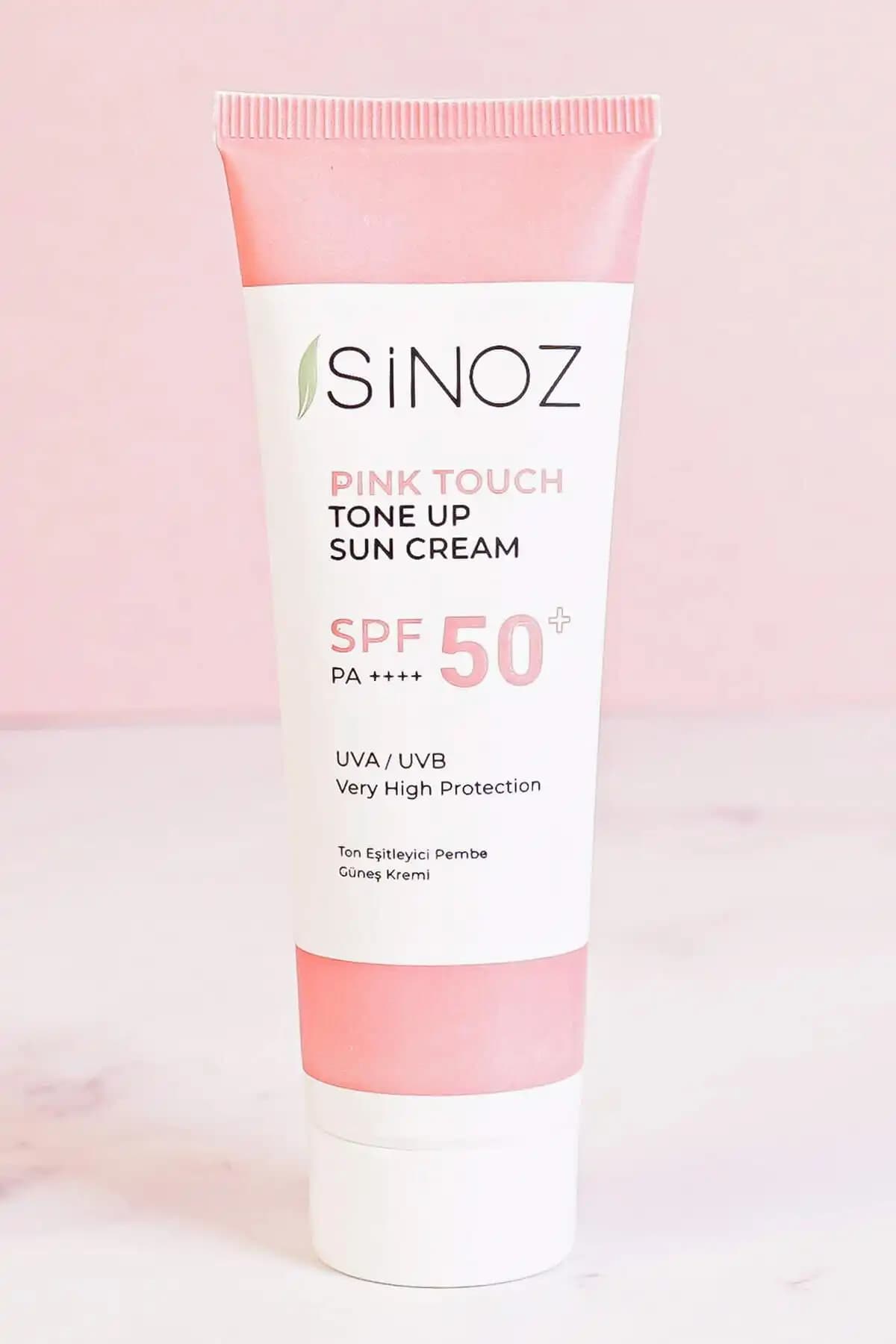 Sinoz SPF 50+ Pembe Ton Eşitleyici Yüz Güneş Kremi Güneş Koruma ve Cilt Tonunu Dengeleyici Özellikler