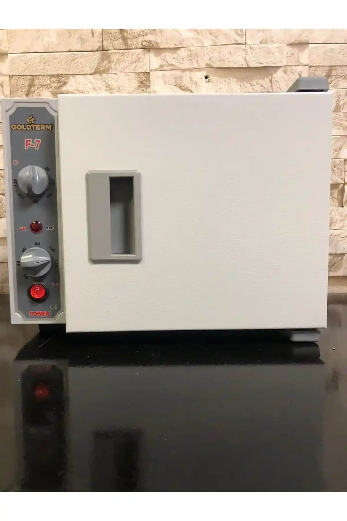 Steril Makinesi Kullanımı ve Kozmetik Sektöründe Hijyenin Önemi