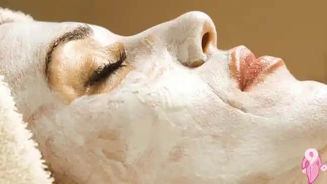 Sütün Cilt Bakımındaki Rolü ve Faydaları: Doğal Güzellik İçin Etkili Kullanım Yöntemleri