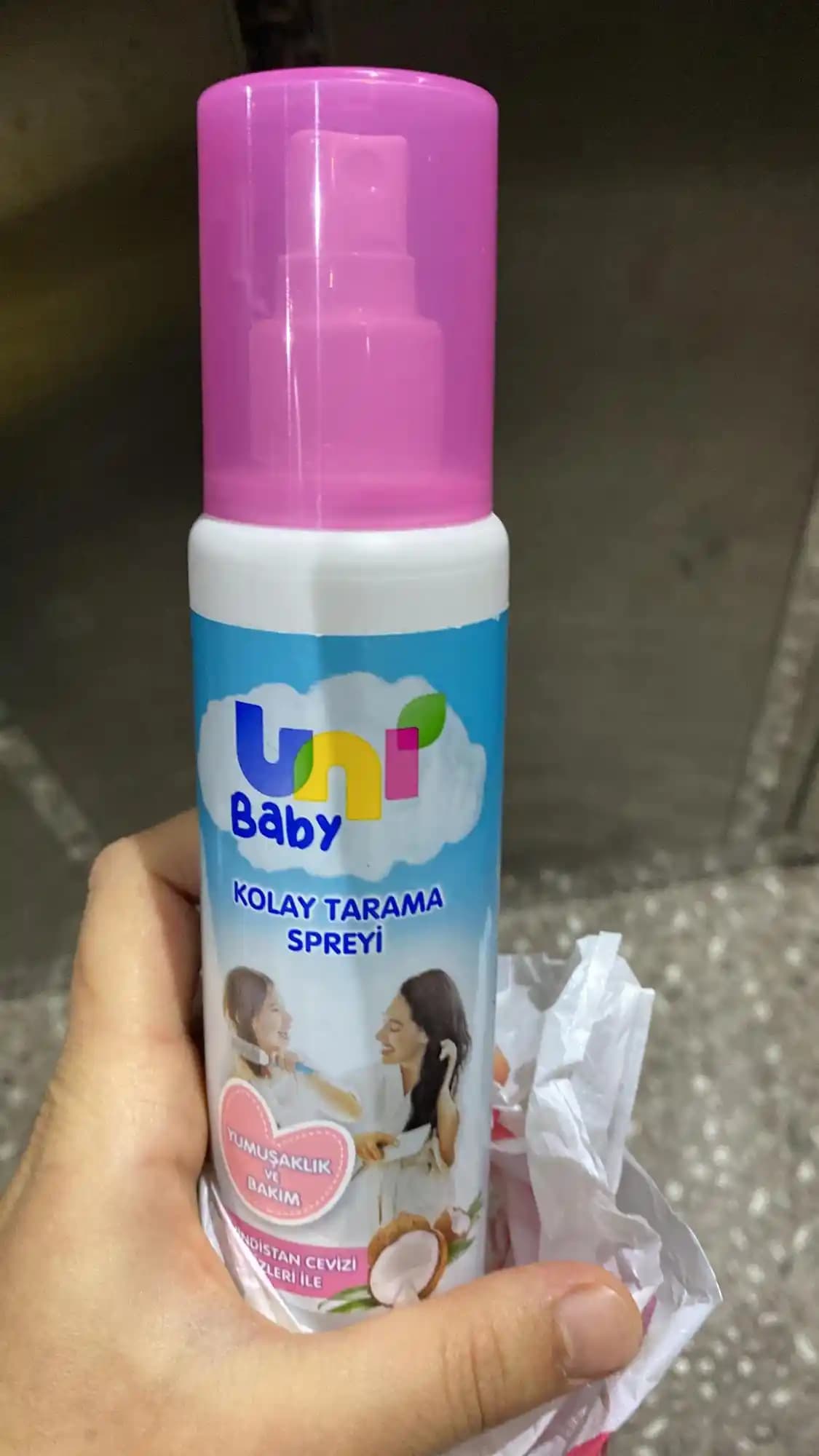 Uni Baby Tarama Spreyi: Bebeklerin Hassas Ciltleri İçin Güvenli ve Etkili Bakım Çözümü