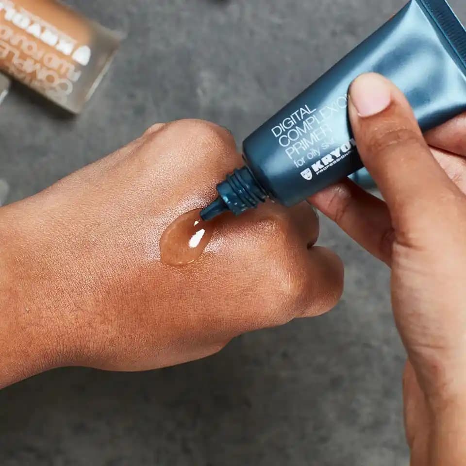 Yağlı Ciltler İçin En İyi Makyaj Bazları ve Kullanım İpuçları