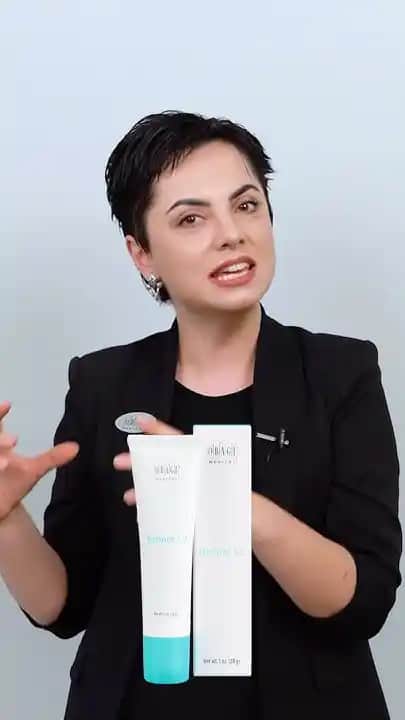 Yaz Aylarında Retinol Kullanımı: Güvenli ve Etkili Cilt Bakımı İpuçları