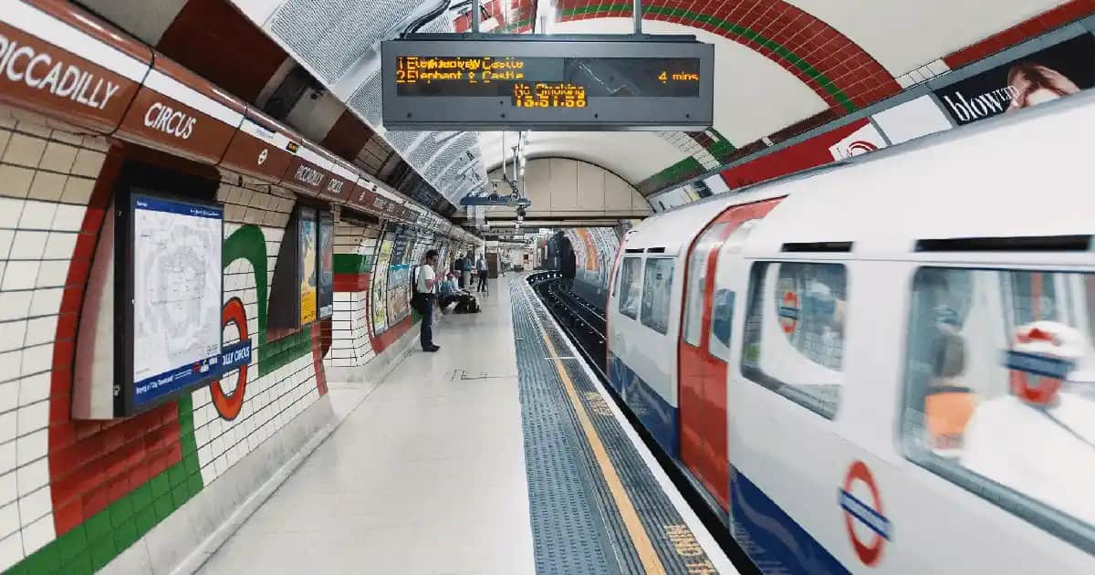 Yenidoğan Bebekler İçin Güvenli ve Doğal Uni Baby Şampuanı Özellikleri ve Faydaları