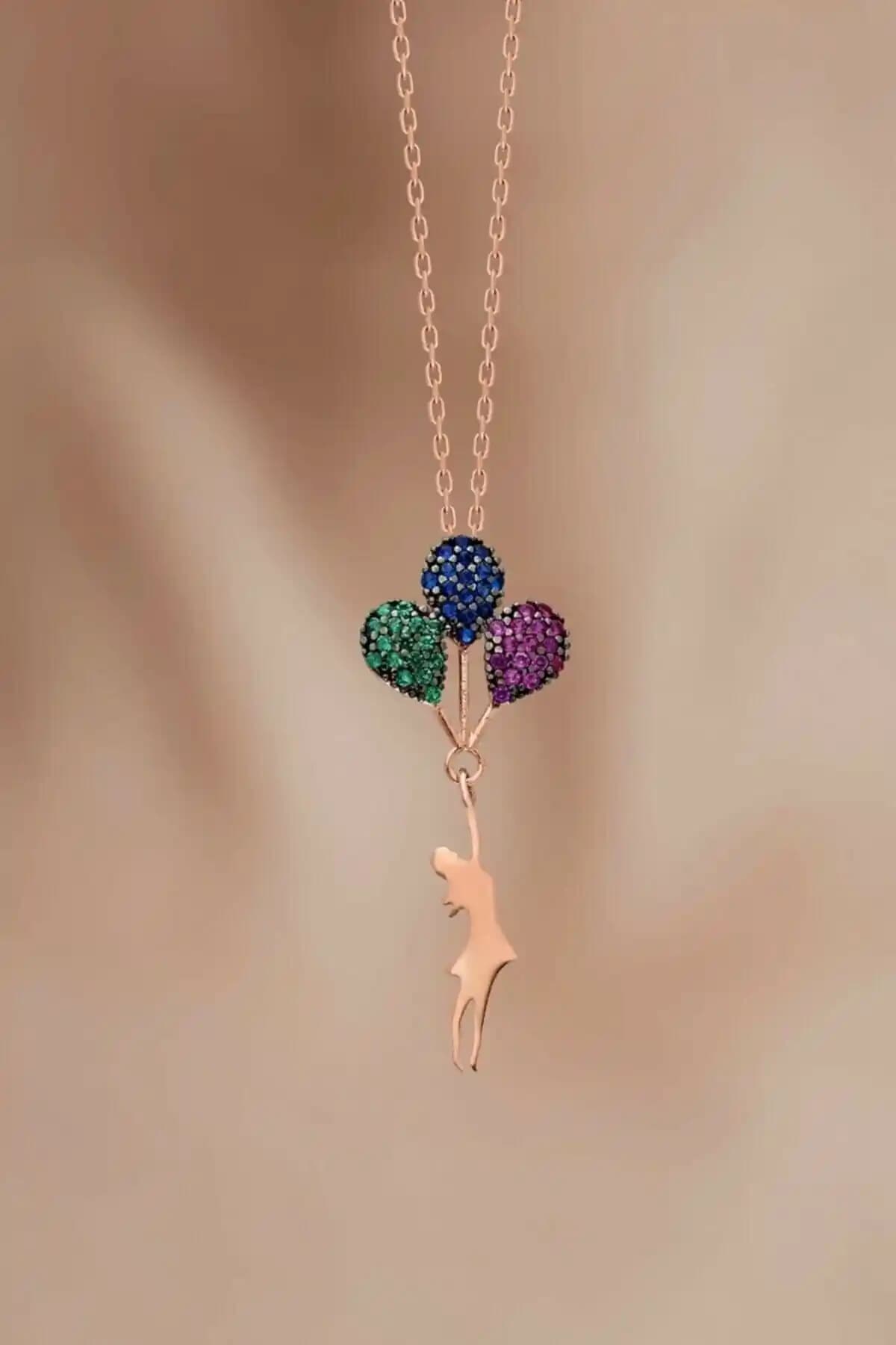 925 Ayar Gümüş Rose Kaplama Balonlu Kız Kolye: Taşlar, Tasarım ve Bakım Analizi