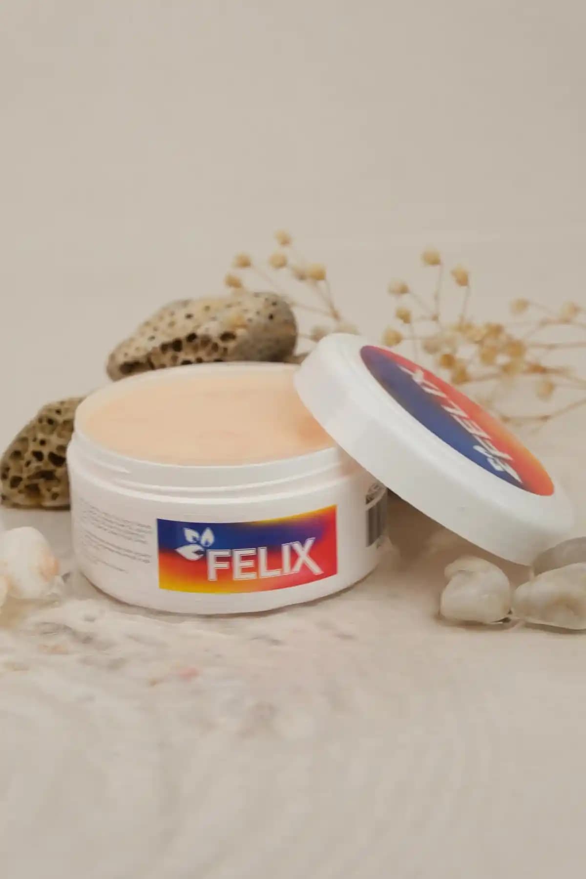 Curative Care Felix Masaj Kremi: Doğal İçeriklerle Kas ve Eklemlerde Rahatlama