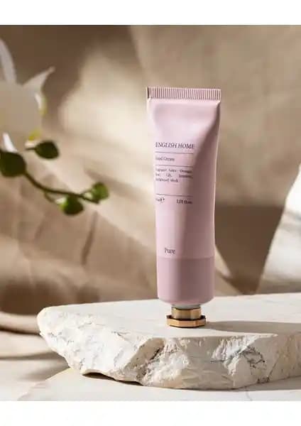 English Home Pure El Kremi 30 ml: Günlük El ve Ayak Bakımında Etkili Nemlendirme
