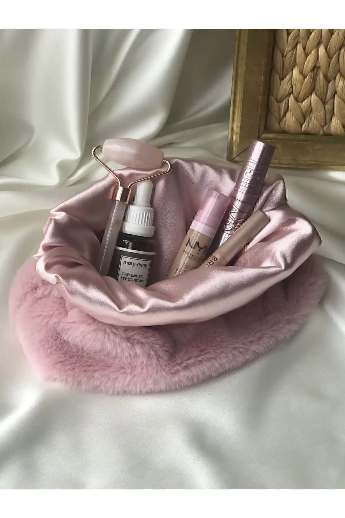 MELSEA Peluş Pudra Pembe Makyaj Çantası Geniş İç Hacimli El İşçiliği Organizer