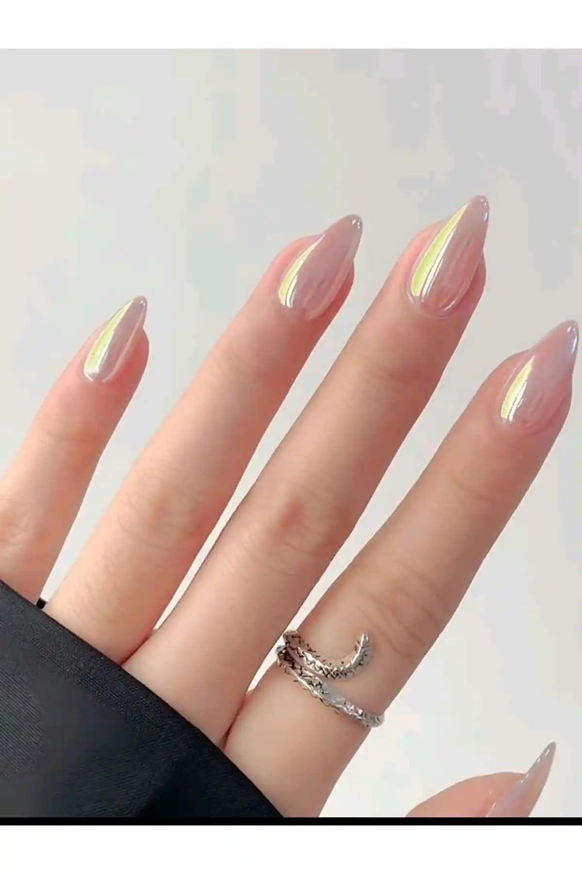 Elnil Butik 24'lü Takma Tırnak Setleri ile Pratik ve Şık Tırnak Bakımı