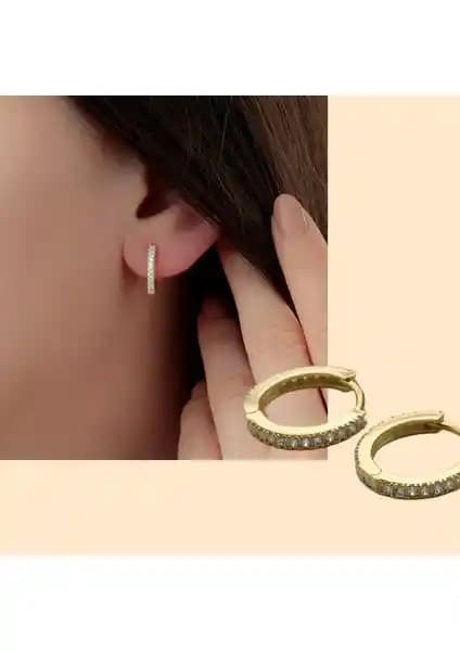 Gümüş Küpe Modelleri Karşılaştırması: El İşçiliği ve Fiyat Performans Analizi