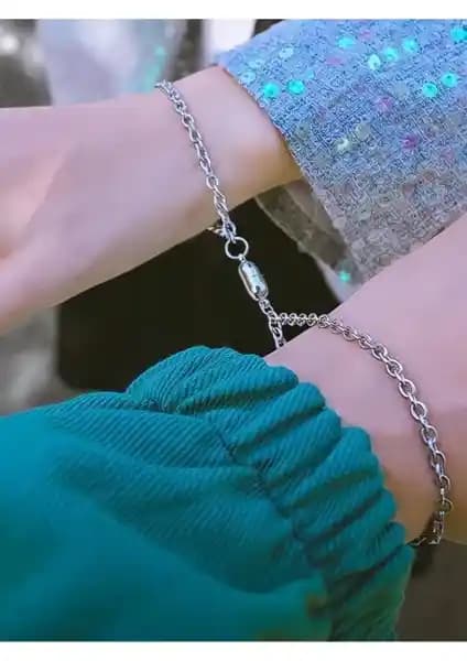 Işıl Aksesuar Sevgili Bilekliği Mıknatıslı 2'li Set Aşk ve Şıklığın Sembolü