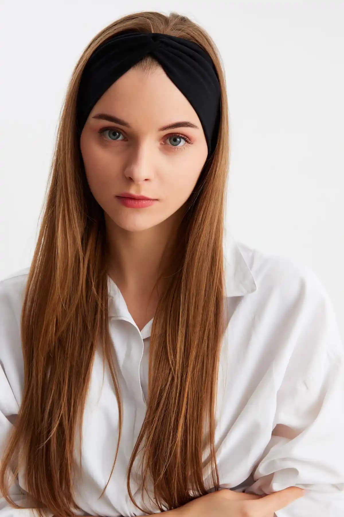 Kadın Çapraz Bağlamalı Pamuklu Penye: Şıklık ve Konfor Sunan Çok Yönlü Aksesuar