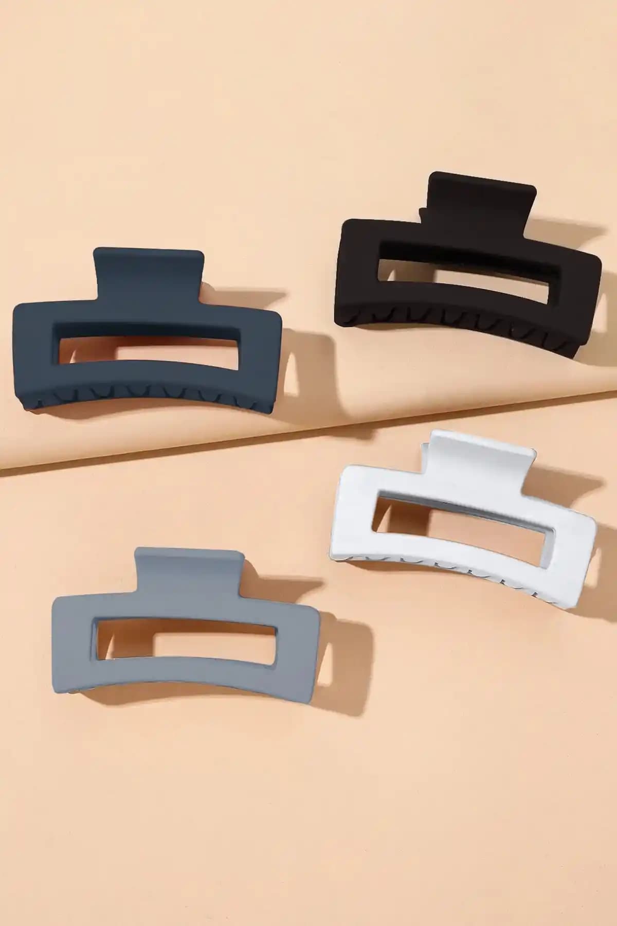 Kadınlar İçin Büyük Gri XL Mandal Toka Seti Şıklık ve Fonksiyonellik Sunar