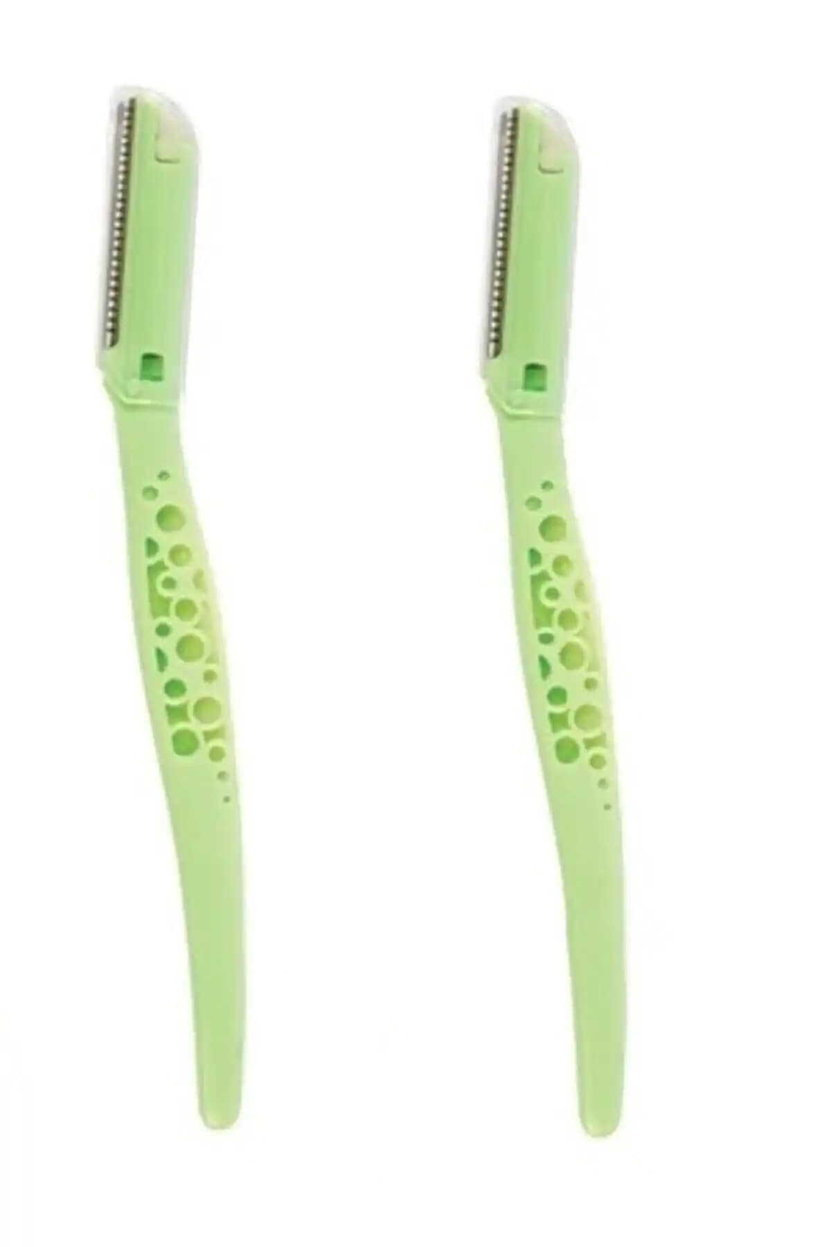 Lionesse Kaş Usturası 4215: Çok Yönlü, Uzun Ömürlü ve Güvenilir Kaş ve Tüy Alma Çözümü