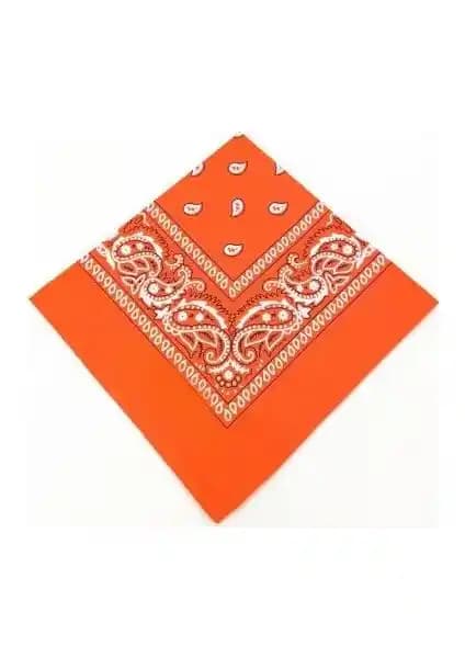 Melek Kare Bandana Fular: Çok Yönlü ve Şık Unisex Aksesuar Seçenekleri