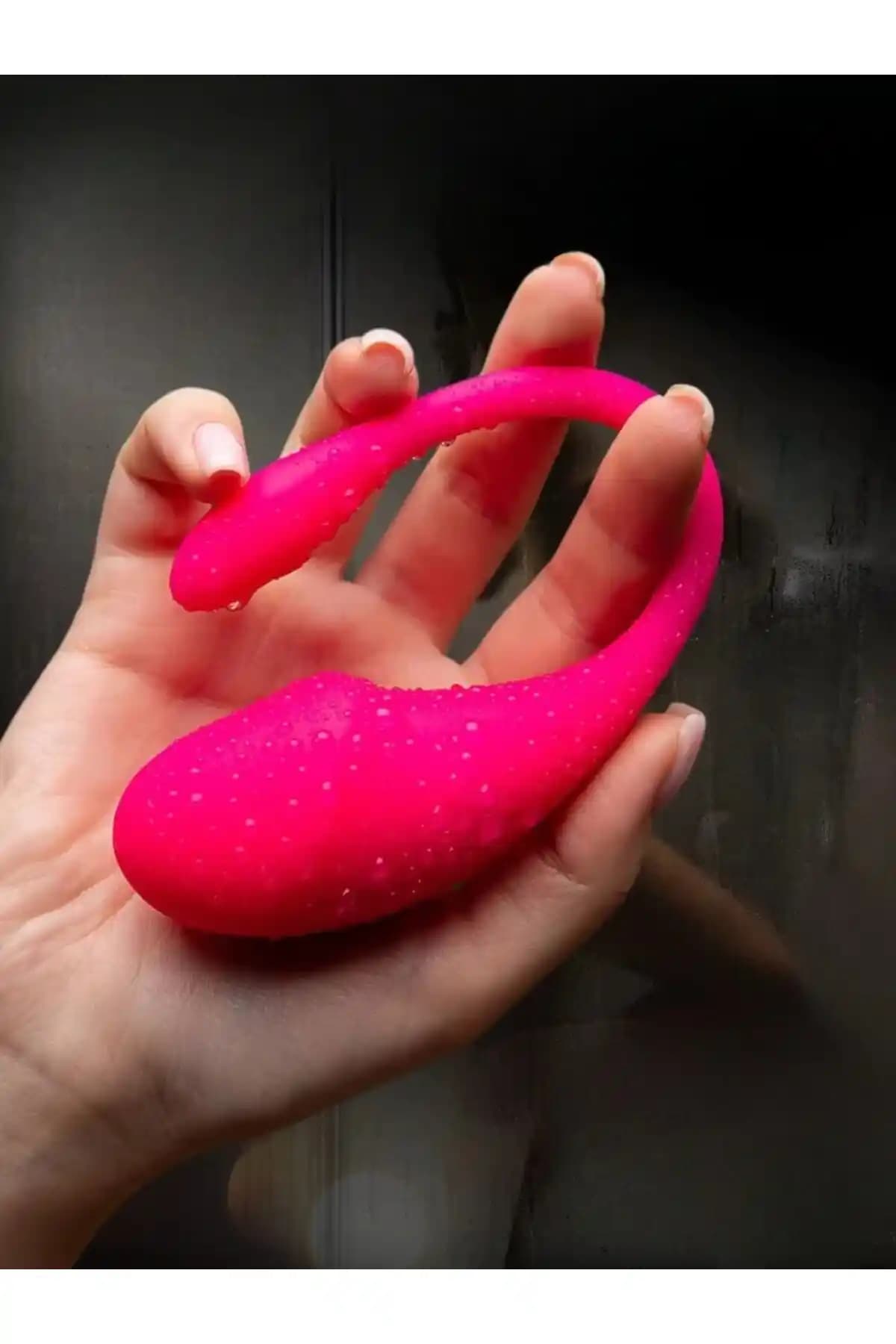 Night Blue 10 Modlu Telefon Kontrollü Vibratör Modern Tasarım ve Uzun Pil Ömrüyle Öne Çıkar