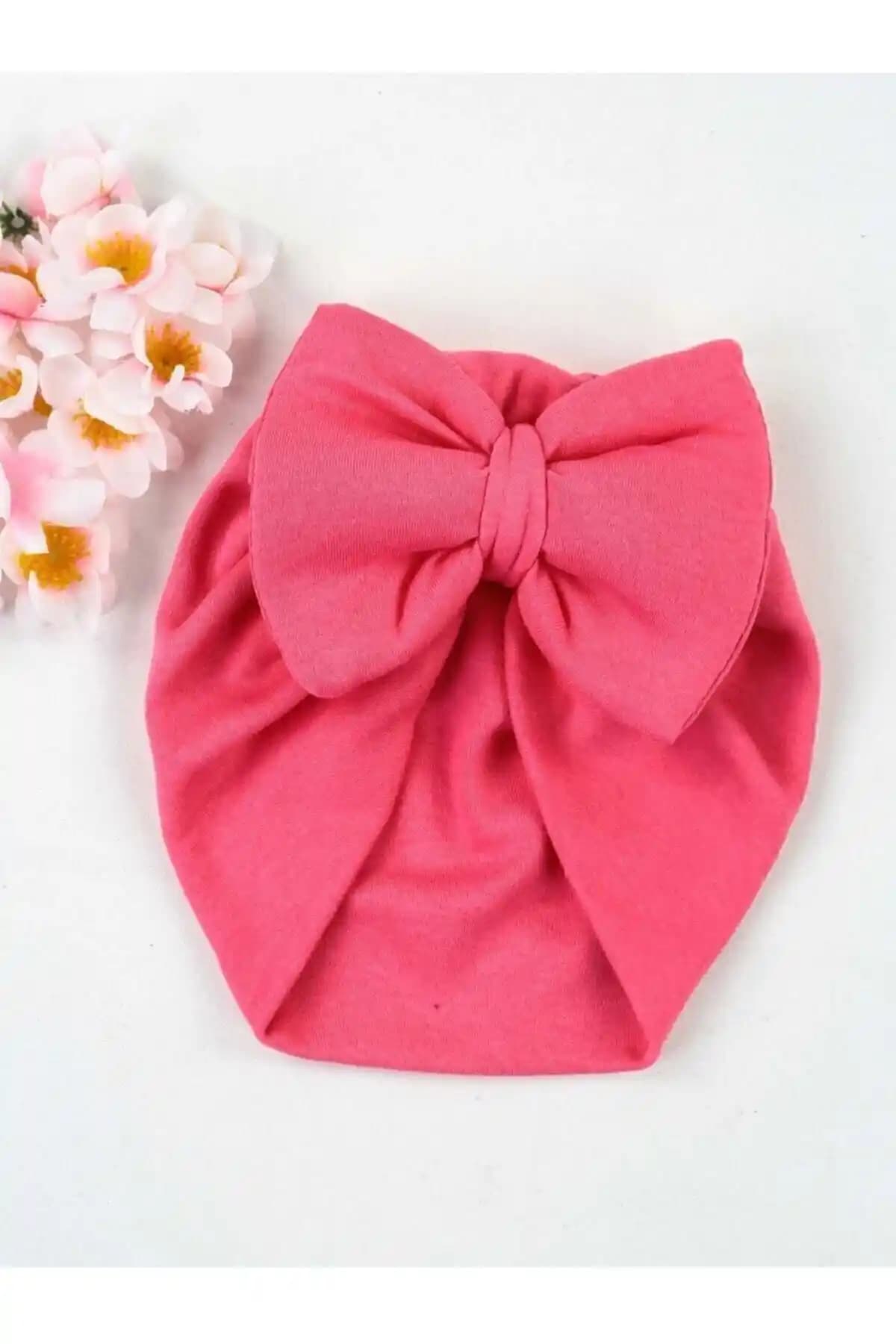 Özlem Bebe Pembe Fiyonklu Kız Bebek Bone: Şıklık ve Konfor Sunan Yüksek Kaliteli Tasarım