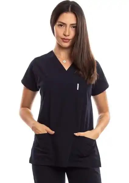 Simirna Üniforma Cerrahi Ürünleri Karşılaştırması: Doktor Scrubs ve Cerrahi Takım Özellikleri