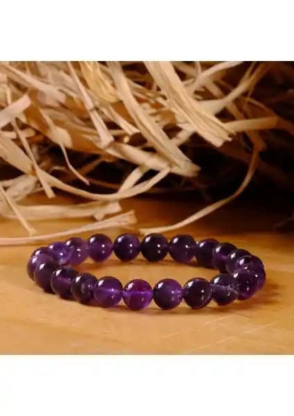 Ssilhoutte Doğal Ametist Taşı Enerji Takısı: Estetik ve Ruhsal Denge İçin Uygun