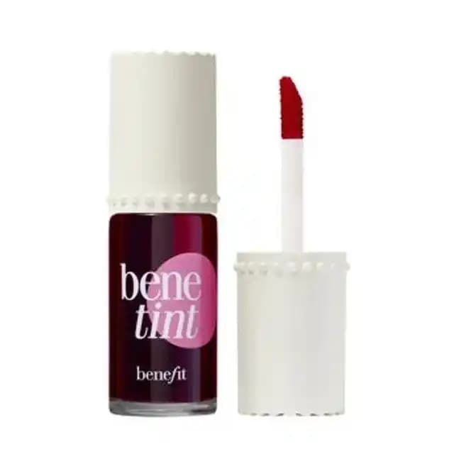 Benetint ve Etude House Tint: Solgun Tenler İçin Doğal Görünümlü Allık Karşılaştırması