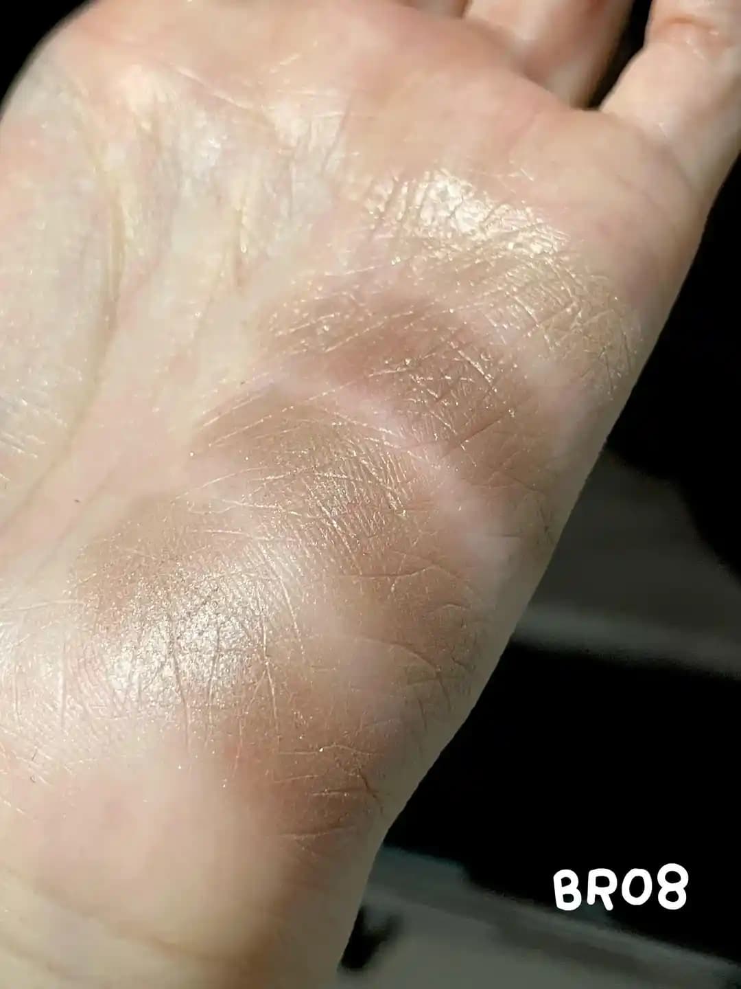 Kate Tokyo Göz Farları İncelemesi: Japon Kozmetiğinde Kremamsı ve Parlak Tonlar