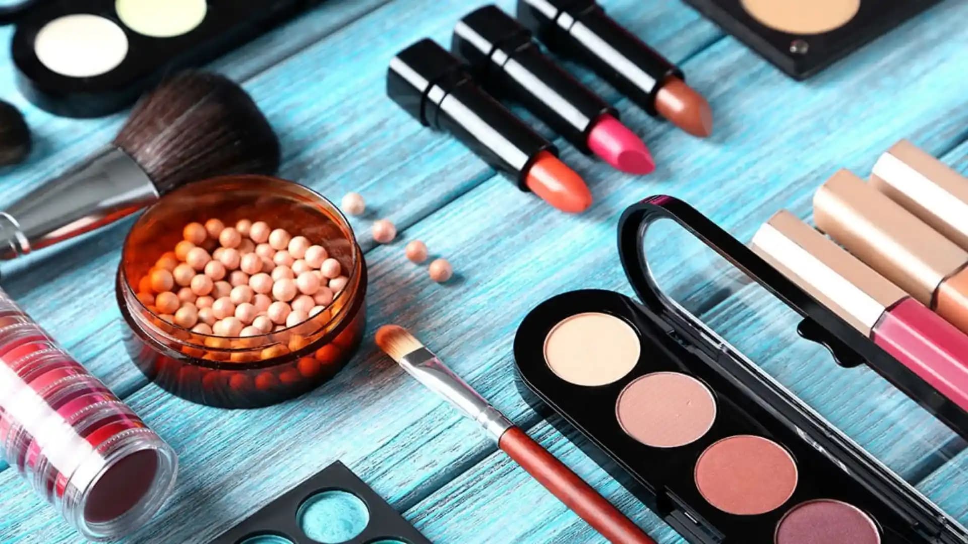 Mağazalarda Kozmetik Ürün Kullanımı ve Hijyen Sorunlarının Değerlendirilmesi