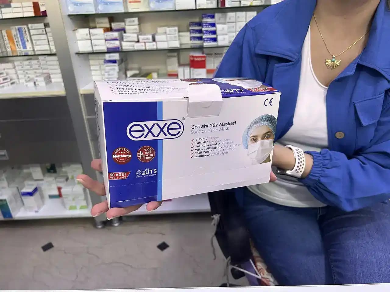 Makyaj Sonrası Maske Kullanımında Makyajın Dayanıklılığını Artırma Yöntemleri ve Ürün Seçimi