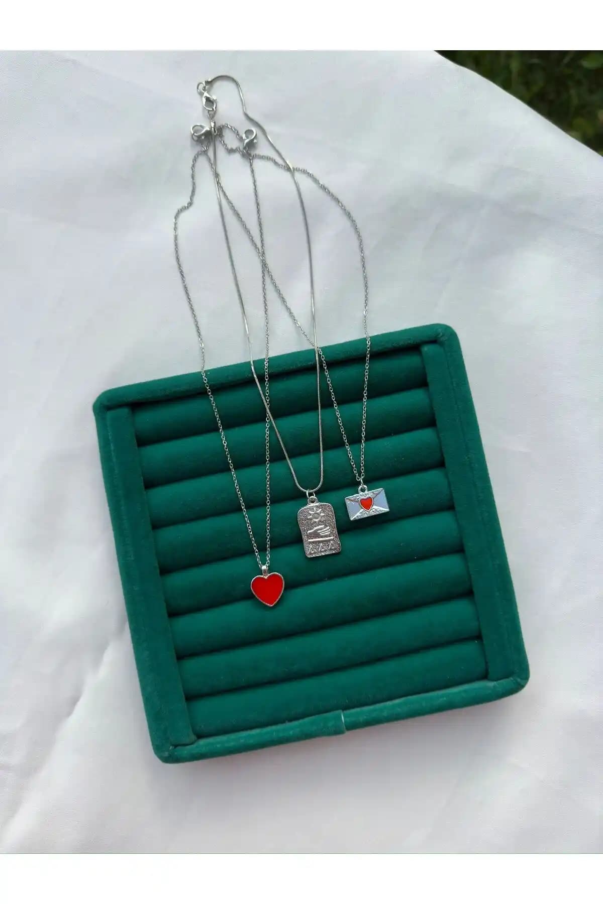 MİOSAPRİVE 316L Kararmaz Çelik Rodyum Kaplama Tarot Kalpli Mektup Zarfı Üçlü Kolye Seti İncelemesi