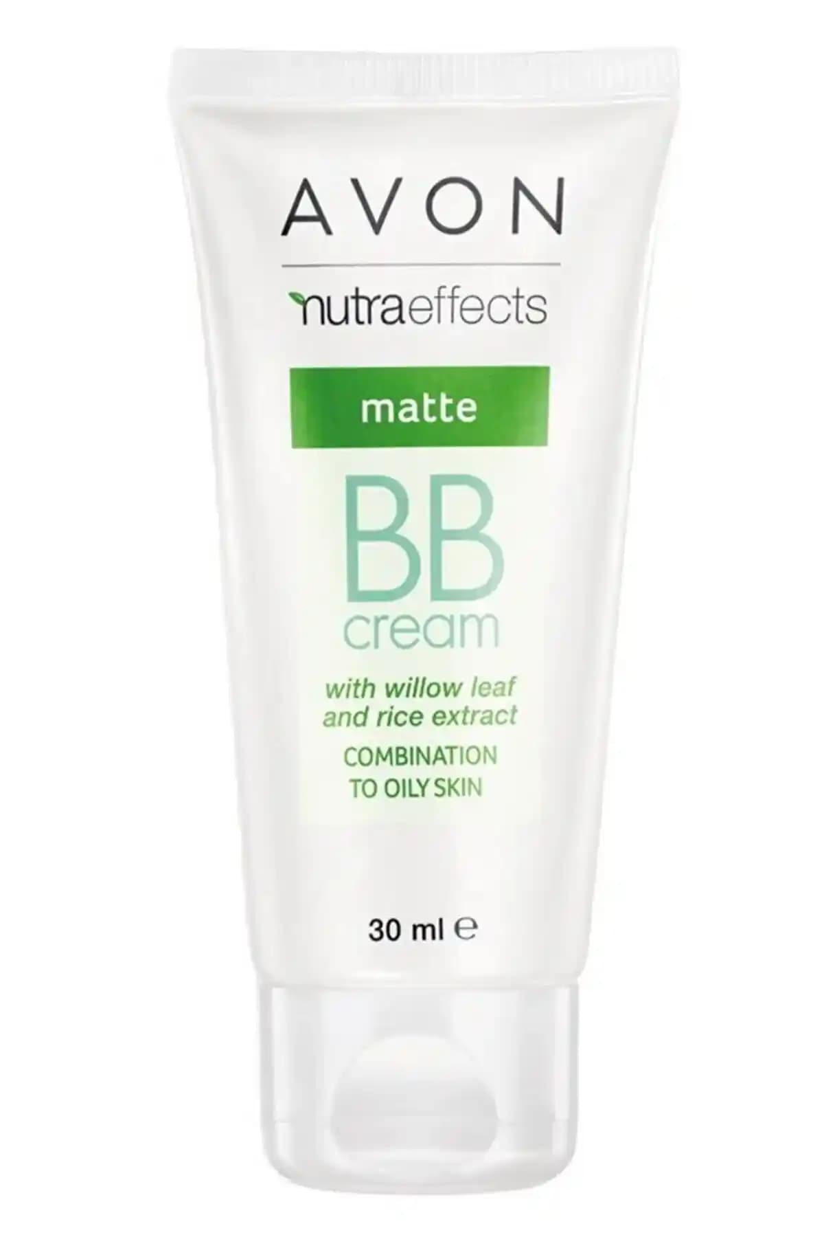 Avon Nutra Effects Mat BB Krem 30 ml doğal içerikli, hafif yapılı, SPF15 koruma sağlayan ve orta kapatıcılık sunan ürün