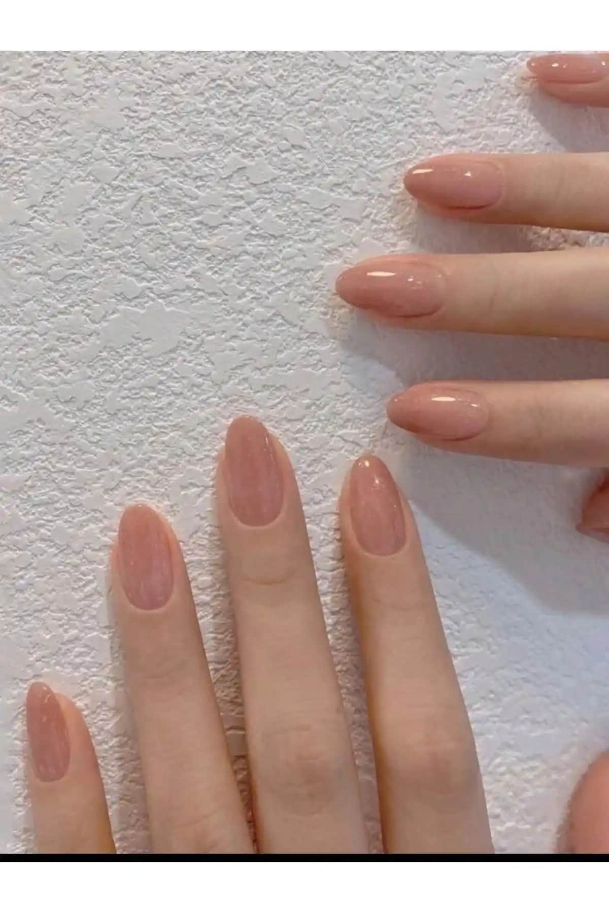 Elnil Butik ve Muggio Takma Tırnak Setleri Karşılaştırması: Hangi Ürün Sizin İçin Uygun